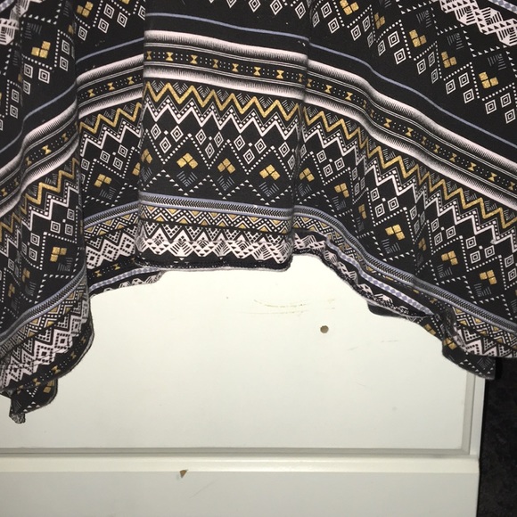 Cute Patterned Dress! - Picture 3 of 3